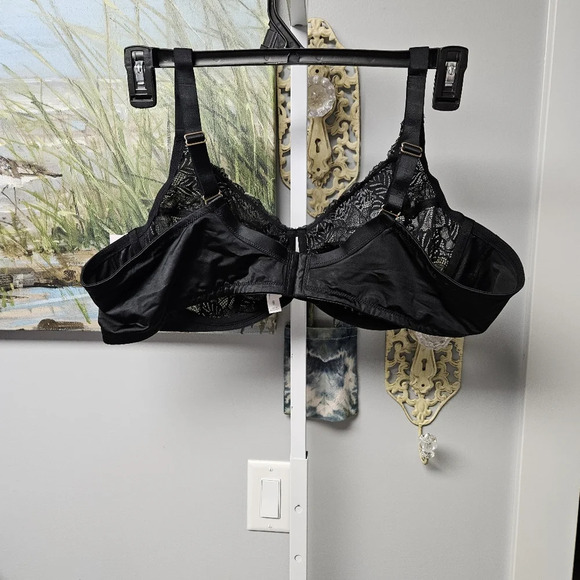 NWT 44c underwire unpadded cups bra black - Picture 4 of 4